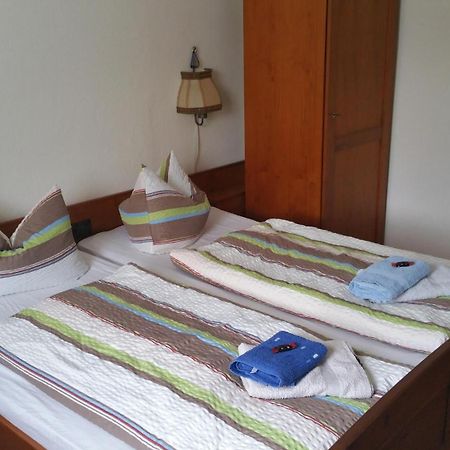 Gasthof Alte Fischerhuette Altfriesack Kamer foto
